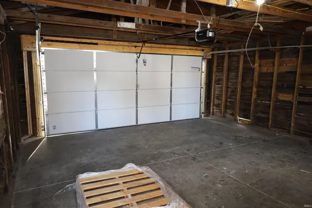 $209,900 | 739 West 4th Street, Fort Wayne, IN 46808