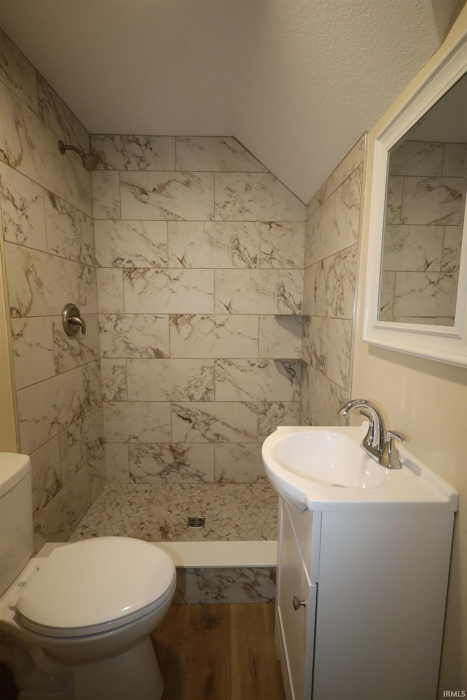 739 West 4th Street Fort Wayne, IN 46808 - Photo 5 of 34