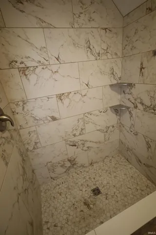 $209,900 | 739 West 4th Street, Fort Wayne, IN 46808