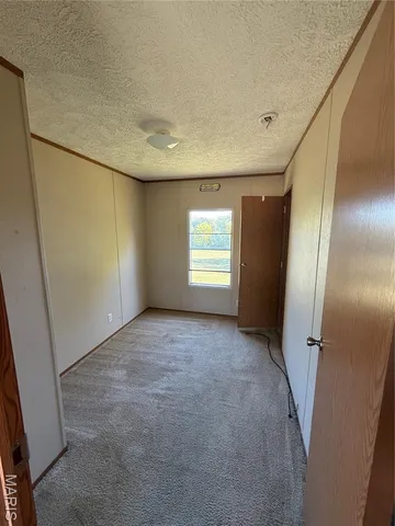 $49,900 | 645 Lakeview Drive, Shipman, IL 62685