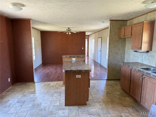 $49,900 | 645 Lakeview Drive, Shipman, IL 62685