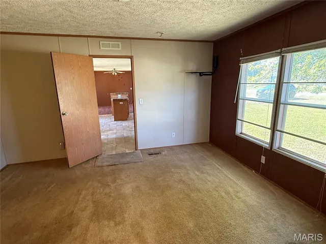 $49,900 | 645 Lakeview Drive, Shipman, IL 62685