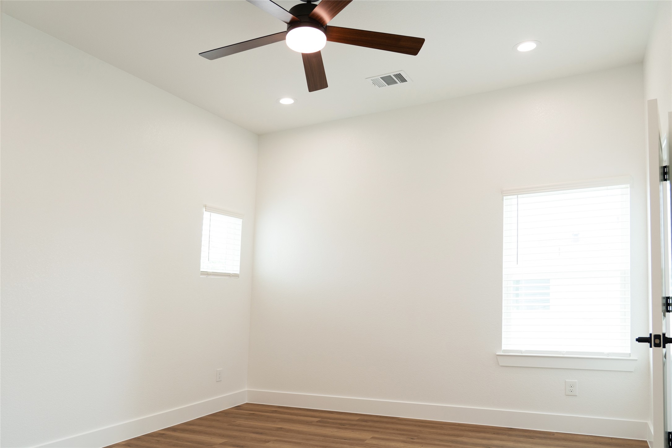 4618 Ward Street Houston, TX 77021 - Photo 10 of 31