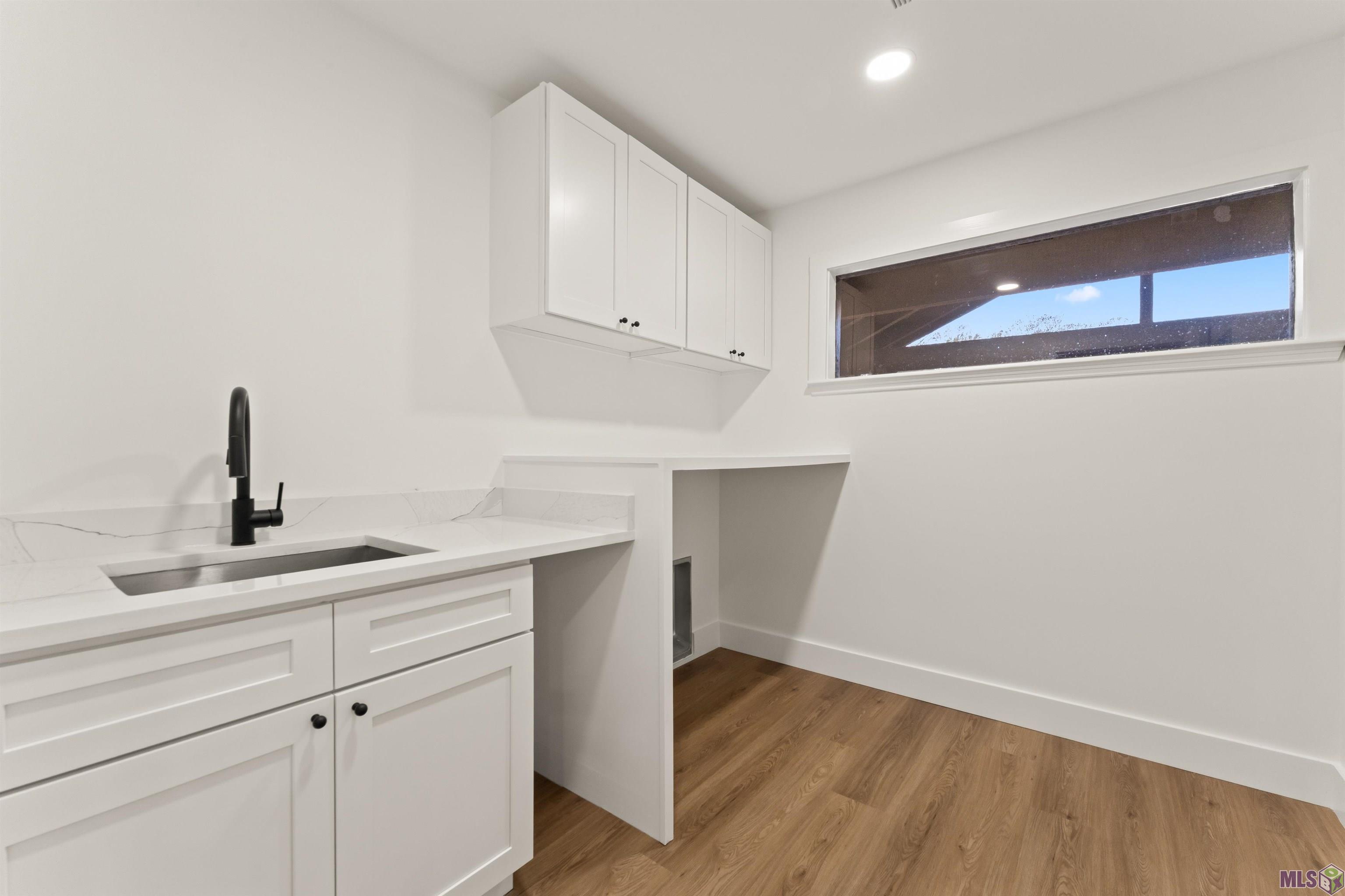 5812 Georgetown Avenue Baton Rouge, LA 70808 - Photo 12 of 27 Laundry room