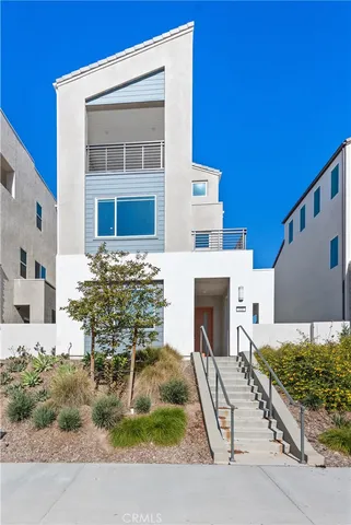 $1,880,000 | 408 Treble, Irvine, CA 92618