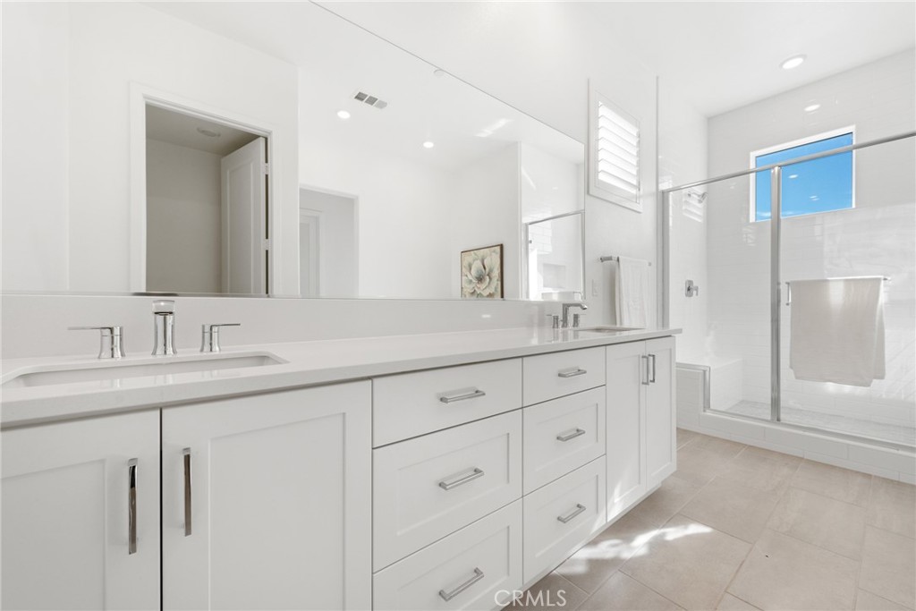 408 Treble Irvine, CA 92618 - Photo 13 of 75