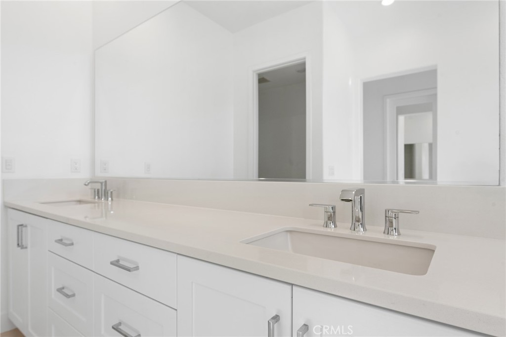 408 Treble Irvine, CA 92618 - Photo 14 of 75