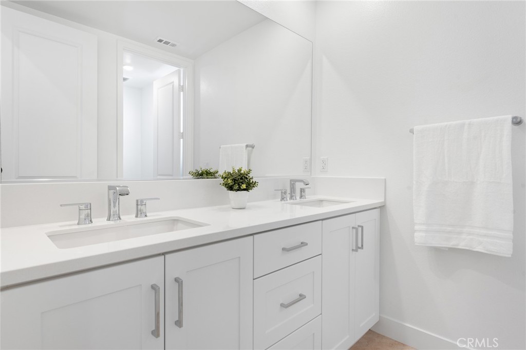 408 Treble Irvine, CA 92618 - Photo 22 of 75