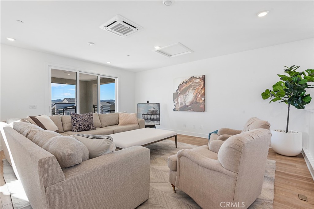 408 Treble Irvine, CA 92618 - Photo 26 of 75