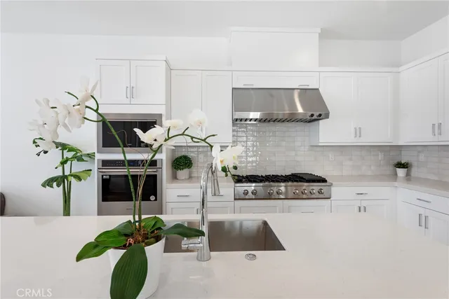 $1,880,000 | 408 Treble, Irvine, CA 92618