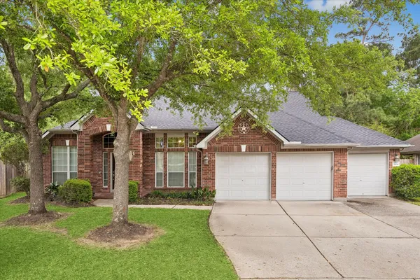 $415,000 | 2626 Kenwood Park Lane, Spring, TX 77386