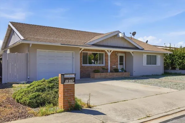 $799,000 | 1915 Edith Drive, Escondido, CA 92026