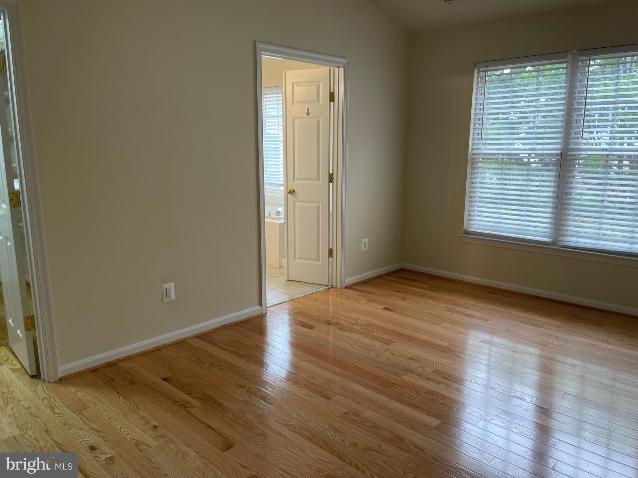 9058 Two Bays Road Lorton, VA 22079 - Photo 21 of 32 Owners suite with Walk-in Closet