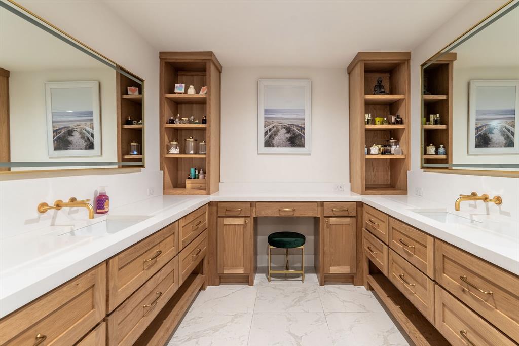 5702 Bent Trail Dallas, TX 75248 - Photo 29 of 32