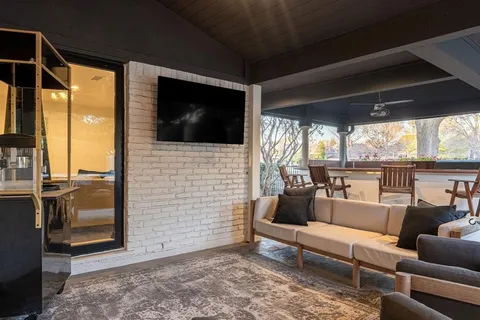 $2,595,000 | 5702 Bent Trail, Dallas, TX 75248