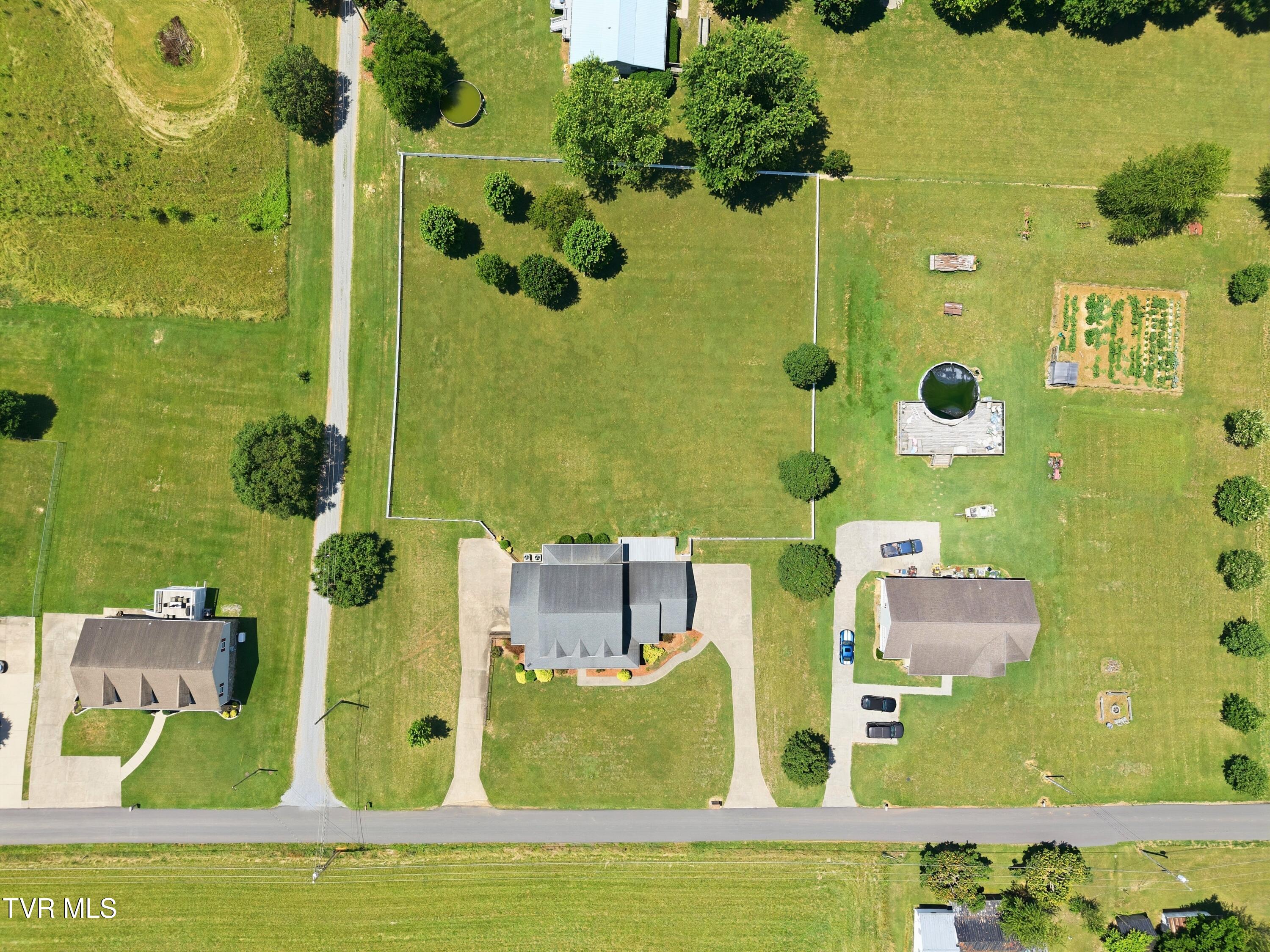 767 Possum Creek Road Greeneville, TN 37743 - Photo 69 of 69 20_767_possum_creek_rd_0020