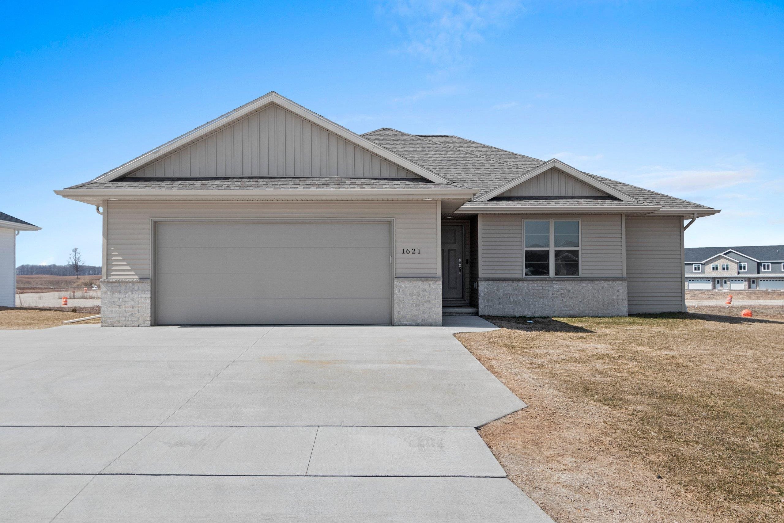 1621 Frontier Road Luxemburg, WI 54217 - Photo 1 of 44