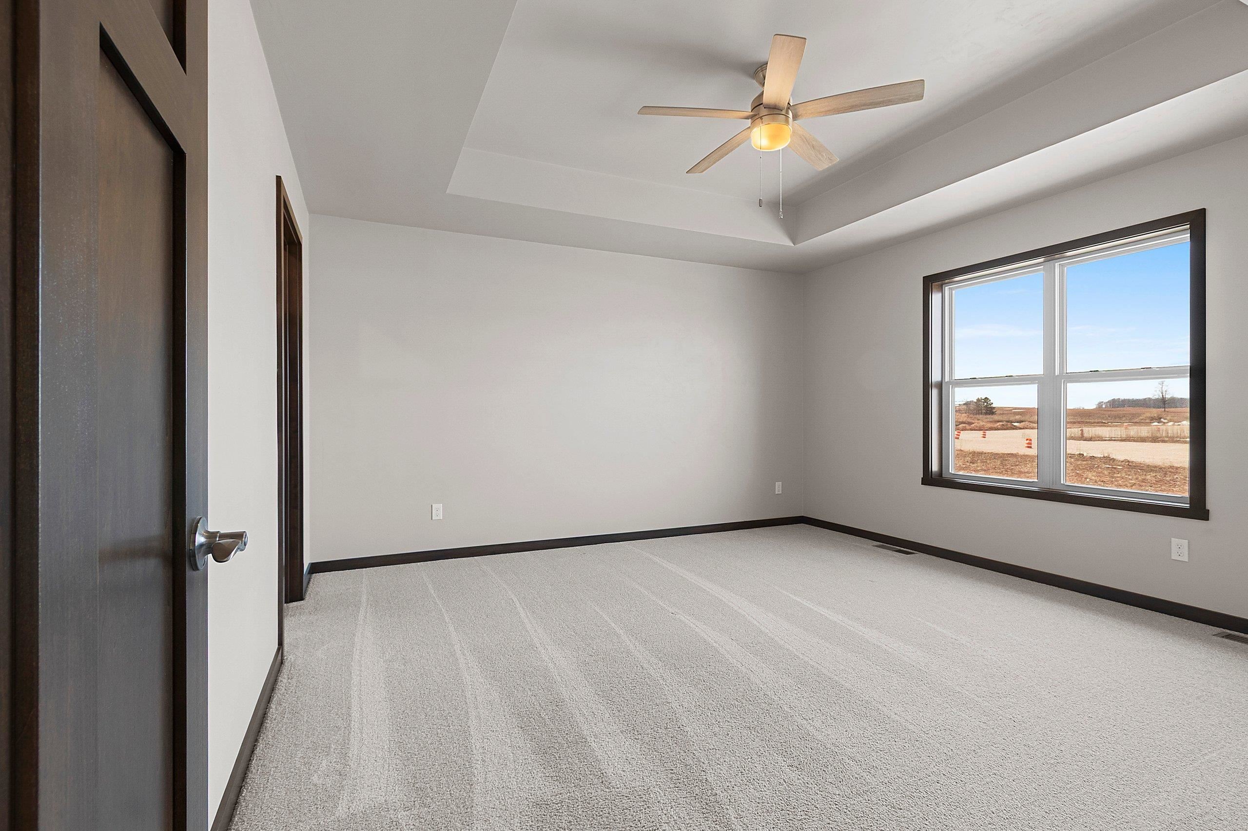 1621 Frontier Road Luxemburg, WI 54217 - Photo 12 of 44