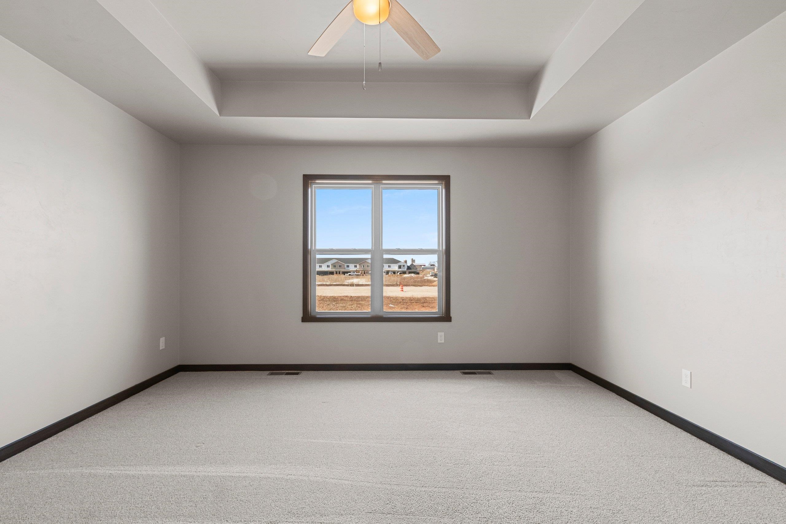 1621 Frontier Road Luxemburg, WI 54217 - Photo 13 of 44