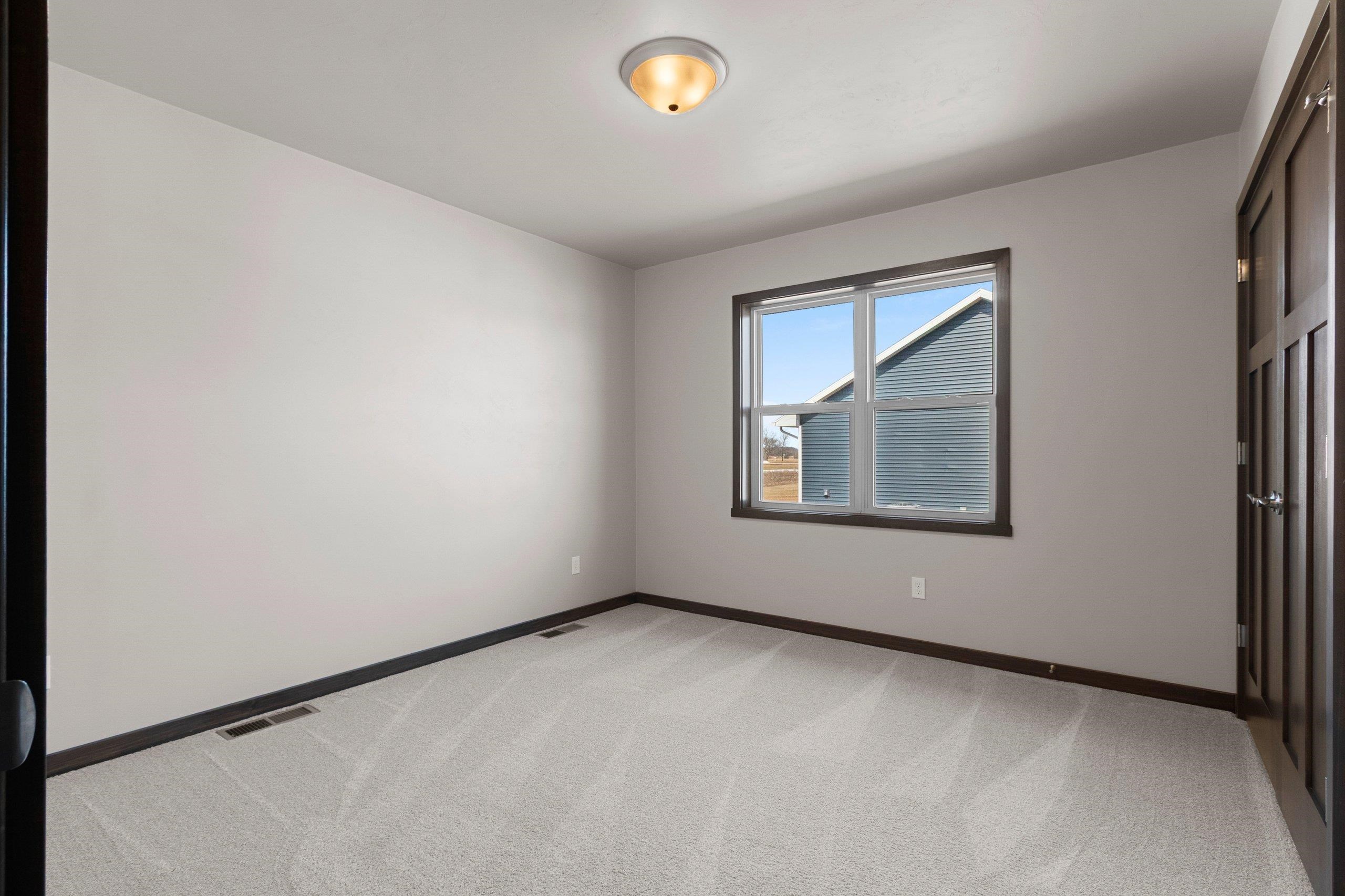 1621 Frontier Road Luxemburg, WI 54217 - Photo 27 of 44