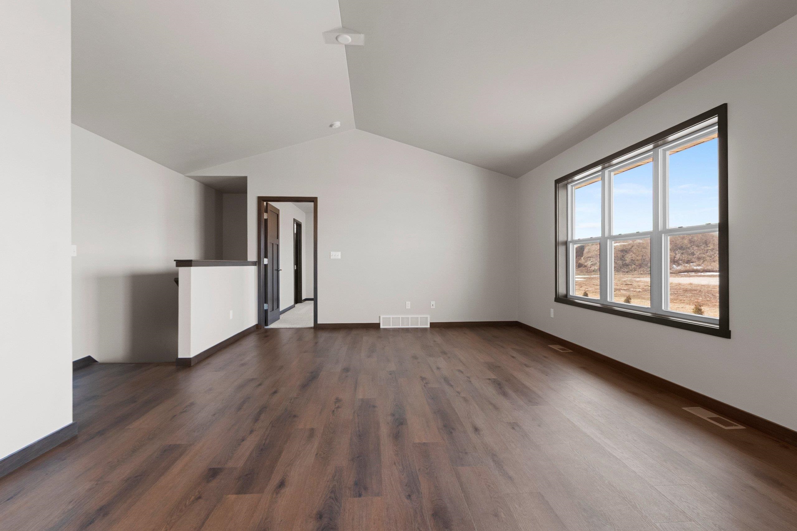 1621 Frontier Road Luxemburg, WI 54217 - Photo 32 of 44