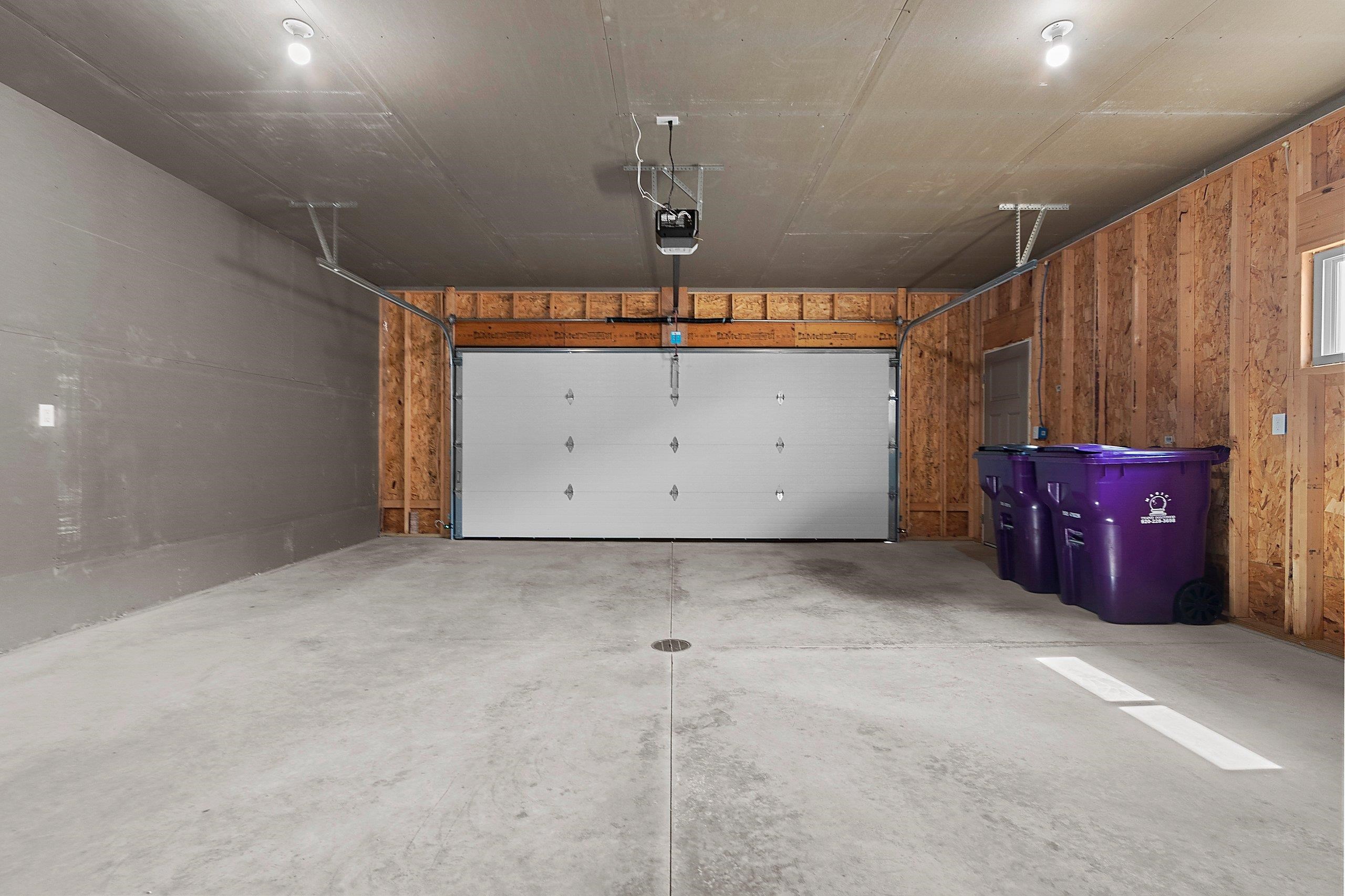 1621 Frontier Road Luxemburg, WI 54217 - Photo 33 of 44