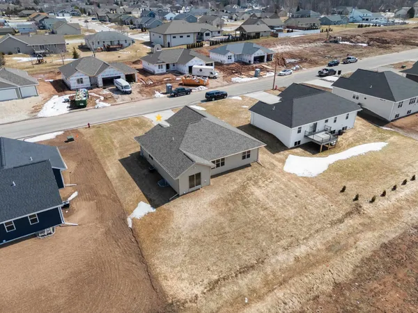 $375,000 | 1621 Frontier Road, Luxemburg, WI 54217