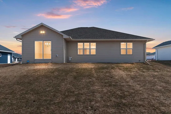 $375,000 | 1621 Frontier Road, Luxemburg, WI 54217