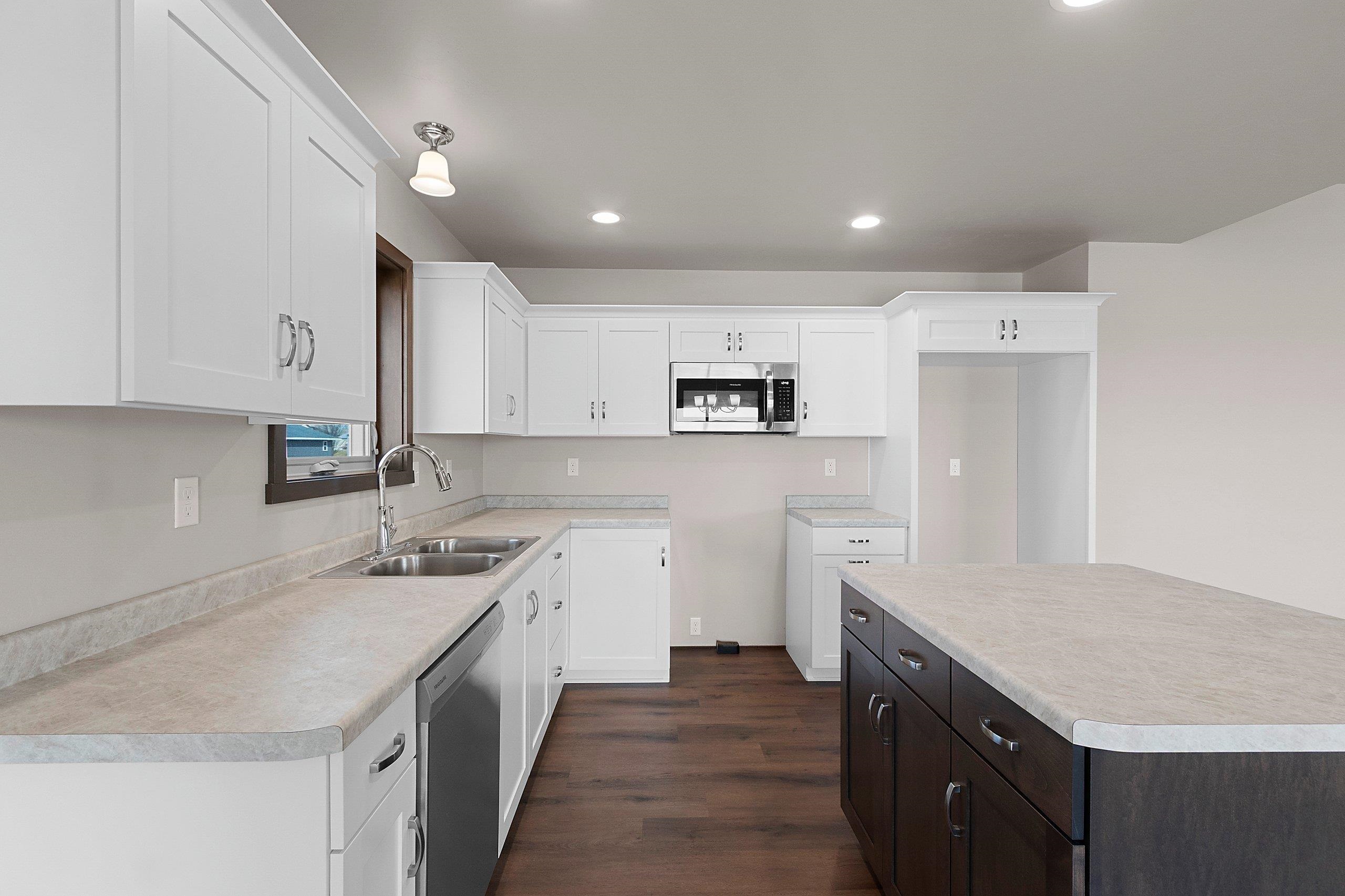 1621 Frontier Road Luxemburg, WI 54217 - Photo 8 of 44