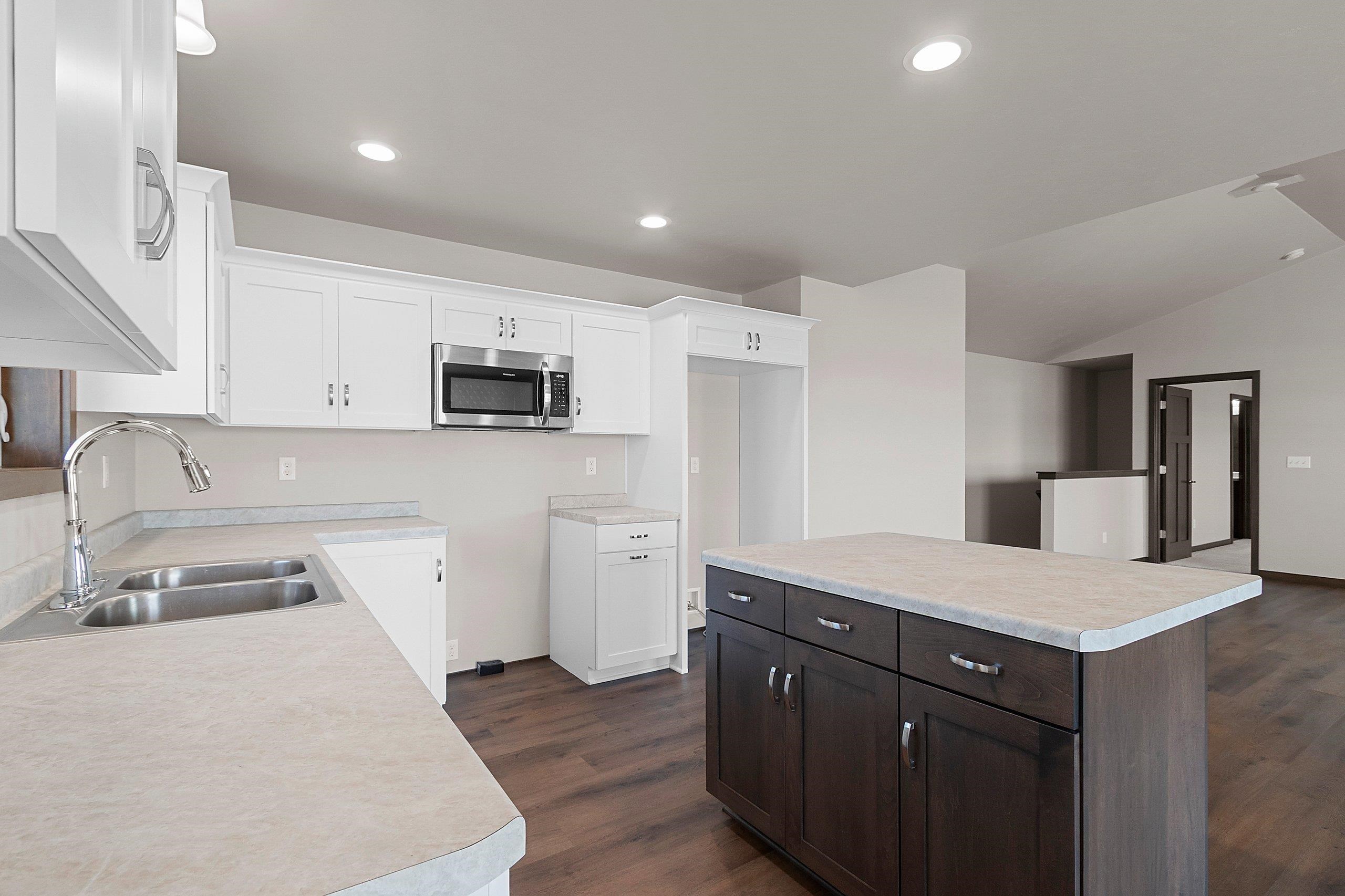 1621 Frontier Road Luxemburg, WI 54217 - Photo 10 of 44