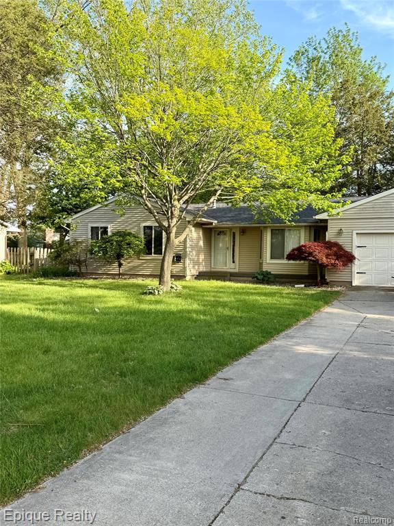 620 Carpenter Road Flushing, MI 48433 - Photo 1 of 38