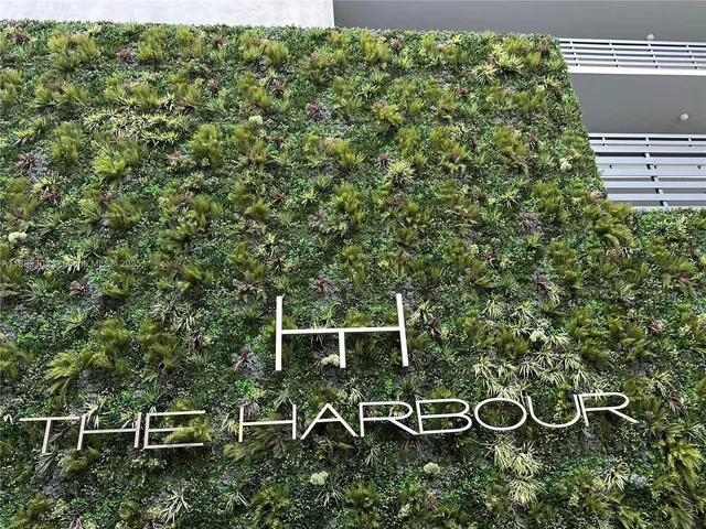 $3,950 | 16385 Biscayne Boulevard, Unit 1505, North Miami Beach, FL 33160