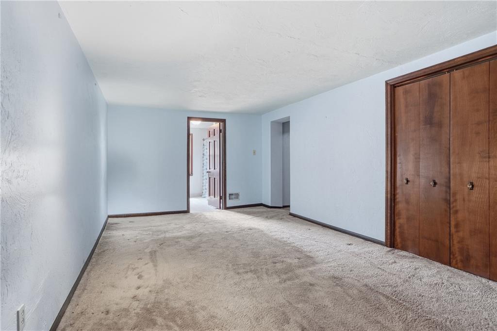 4730 Rolling Hills Road Pittsburgh, PA 15236 - Photo 37 of 50 Gallery Image 37