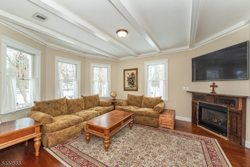 807 High Mountain Road North Haledon, NJ 07508 - Photo 5 of 38