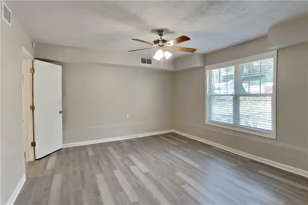 $1,850 | 4171 Woodcrest Drive, Powder Springs, GA 30127