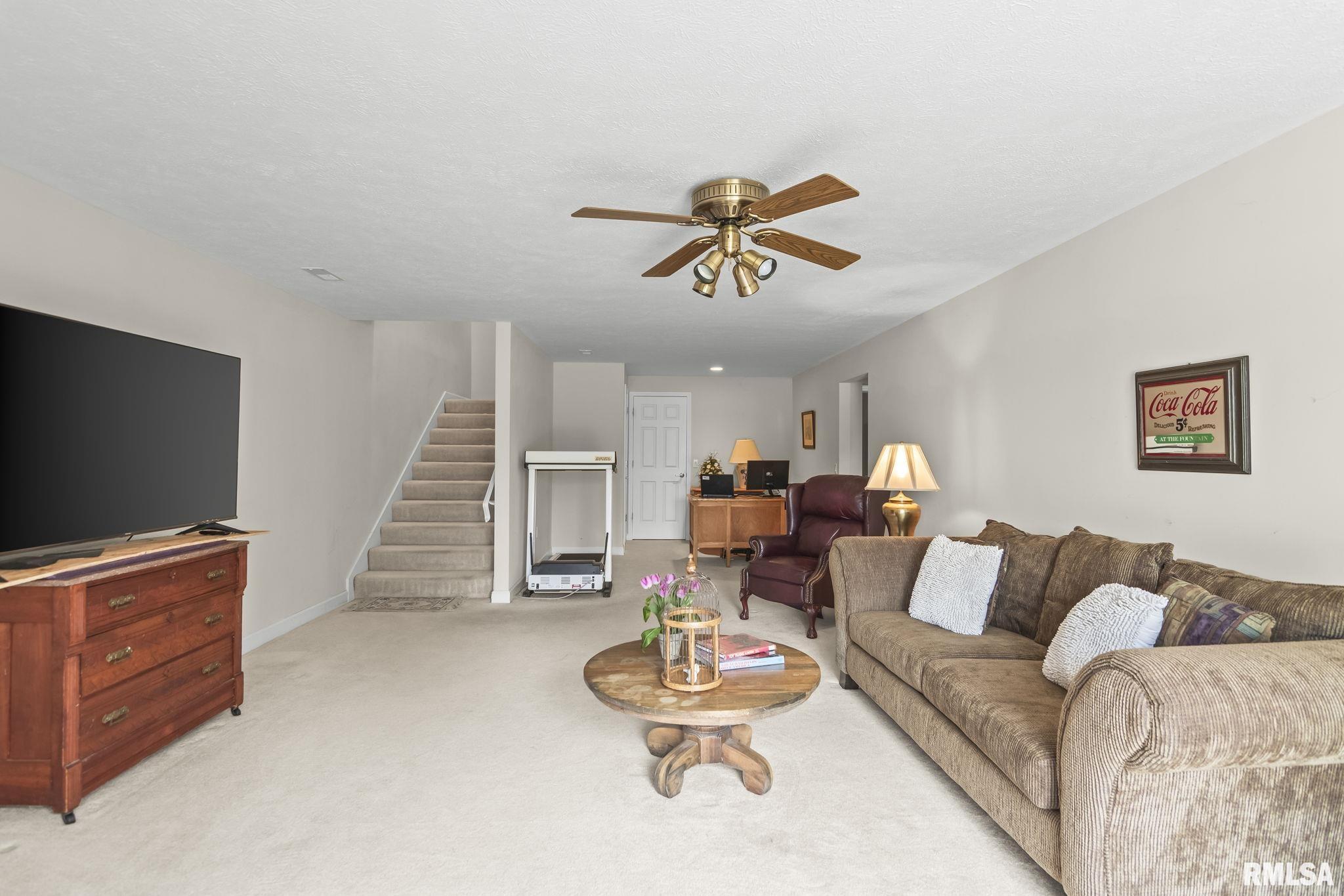 4509 Blackwolf Road Springfield, IL 62711 - Photo 31 of 61
