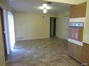 3244 Lin Tel Road St. Louis, MO 63125 - Photo 7 of 13 Gallery Image 7