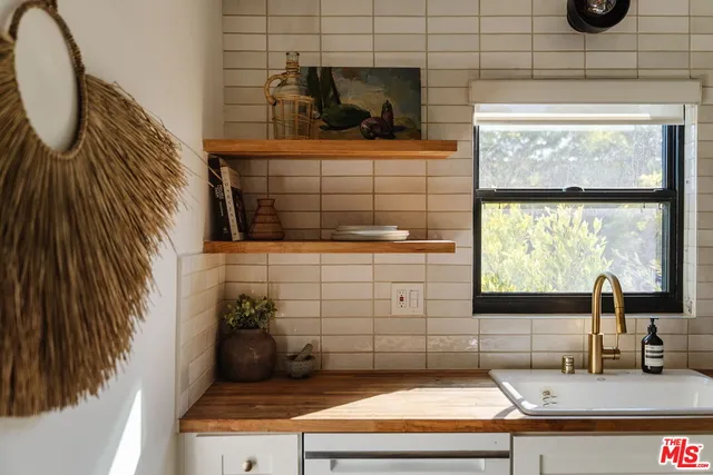 $725,000 | 1943 12th, Unit 2, Santa Monica, CA 90404