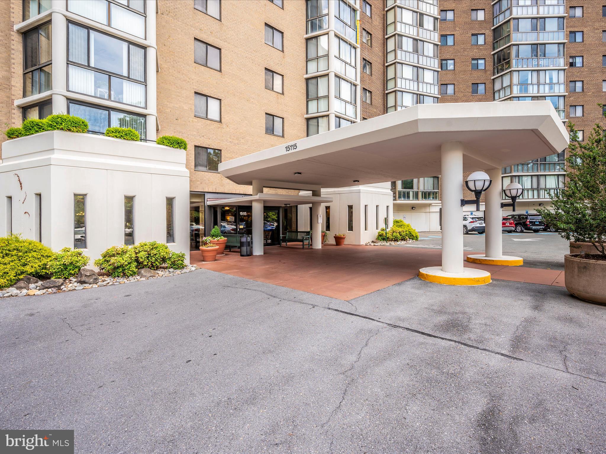 15115 Interlachen Drive, Unit 3704 Silver Spring, MD 20906 - Photo 69 of 72 Exterior Front