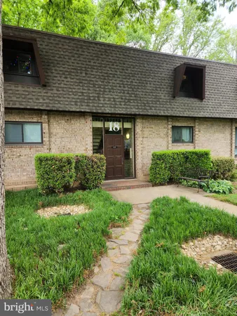 $320,000 | 11618 Vantage Hill Road, Unit 12B, Reston, VA 20190