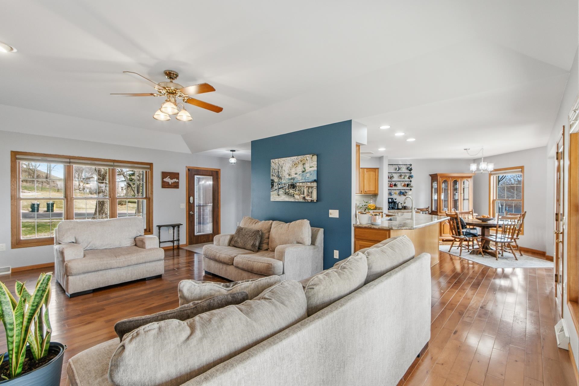 1012 Pine Grove Drive Reedsburg, WI 53959 - Photo 6 of 81