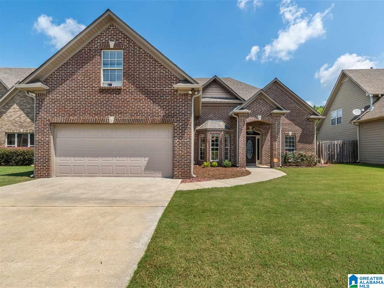 655 Waterford Lane Calera, AL 35040 - Photo 1 of 36