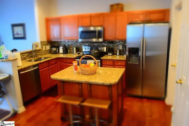 $2,000 | 254 Hadley Commons Drive, Mauldin, SC 29662