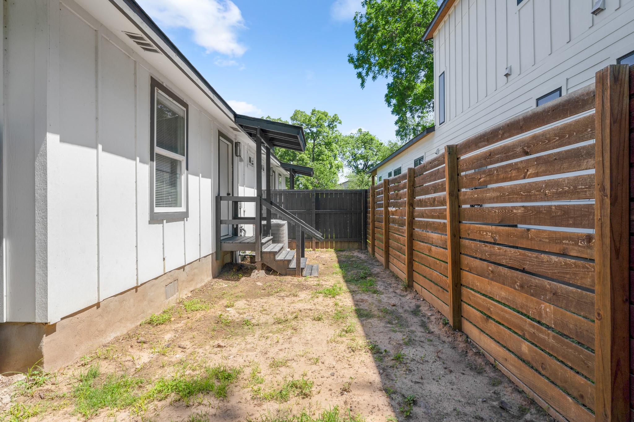 45 Anthony Street, Unit B Austin, TX 78702 - Photo 4 of 21