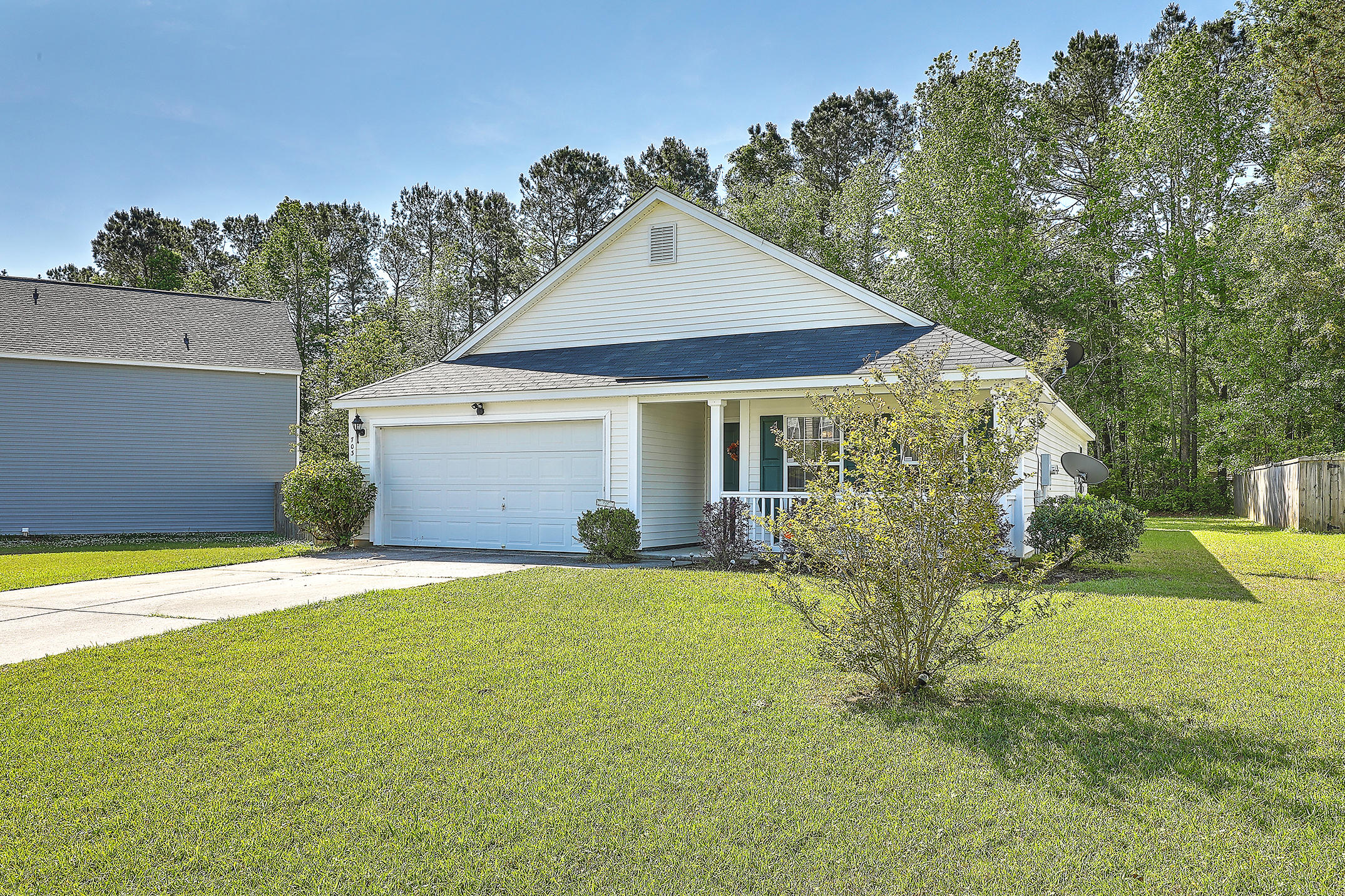 703 State Rd S-8-977 Moncks Corner, SC 29461 - Photo 2 of 27 1R3A4332_3_4_5_6_7_8