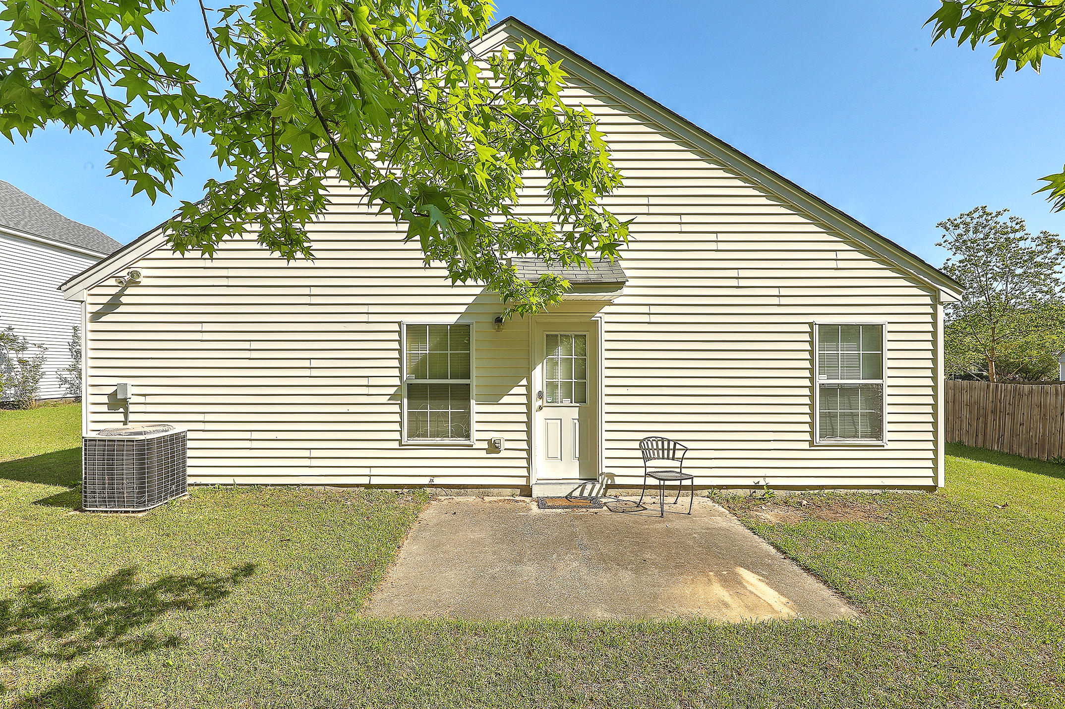 703 State Rd S-8-977 Moncks Corner, SC 29461 - Photo 26 of 27 1R3A4171_2_3_4_5_6_7