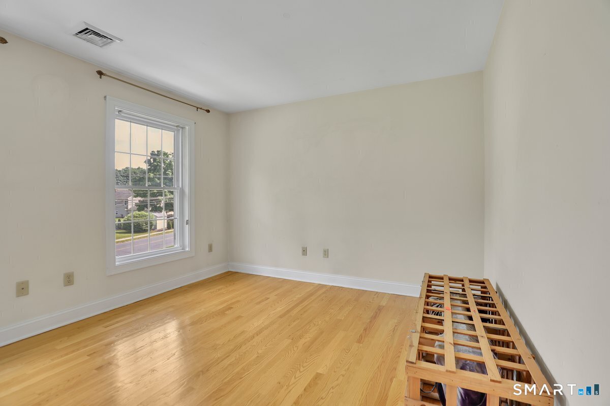 95 Higgins Road Cheshire, CT 06410 - Photo 20 of 40 Gallery Image 20