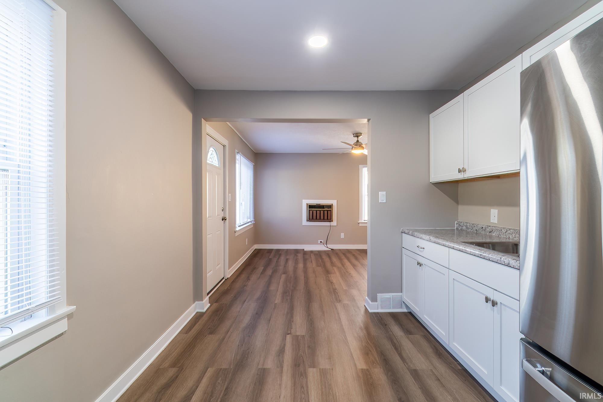 2049 Phenie Street Fort Wayne, IN 46802 - Photo 11 of 32