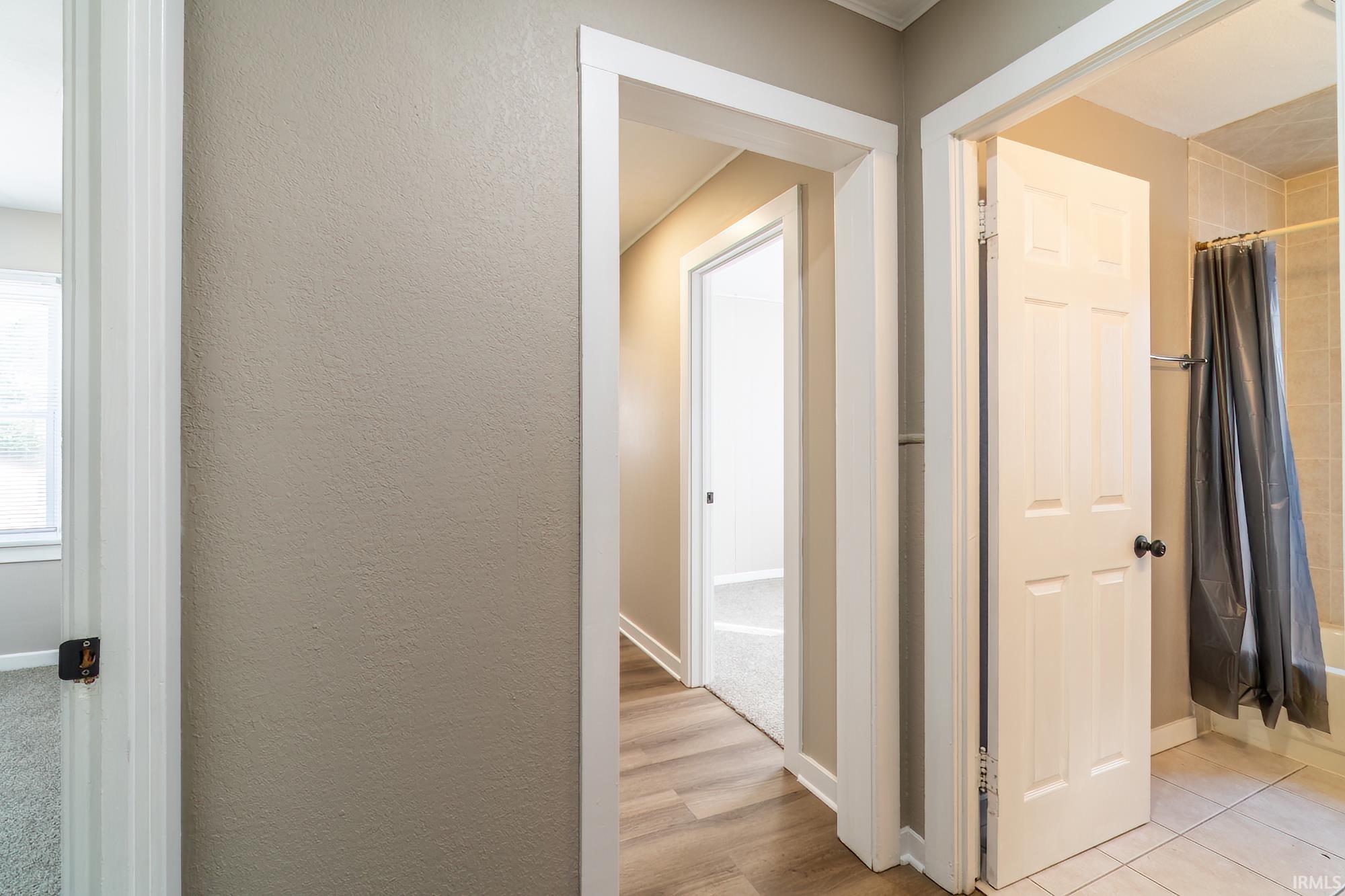 2049 Phenie Street Fort Wayne, IN 46802 - Photo 13 of 32