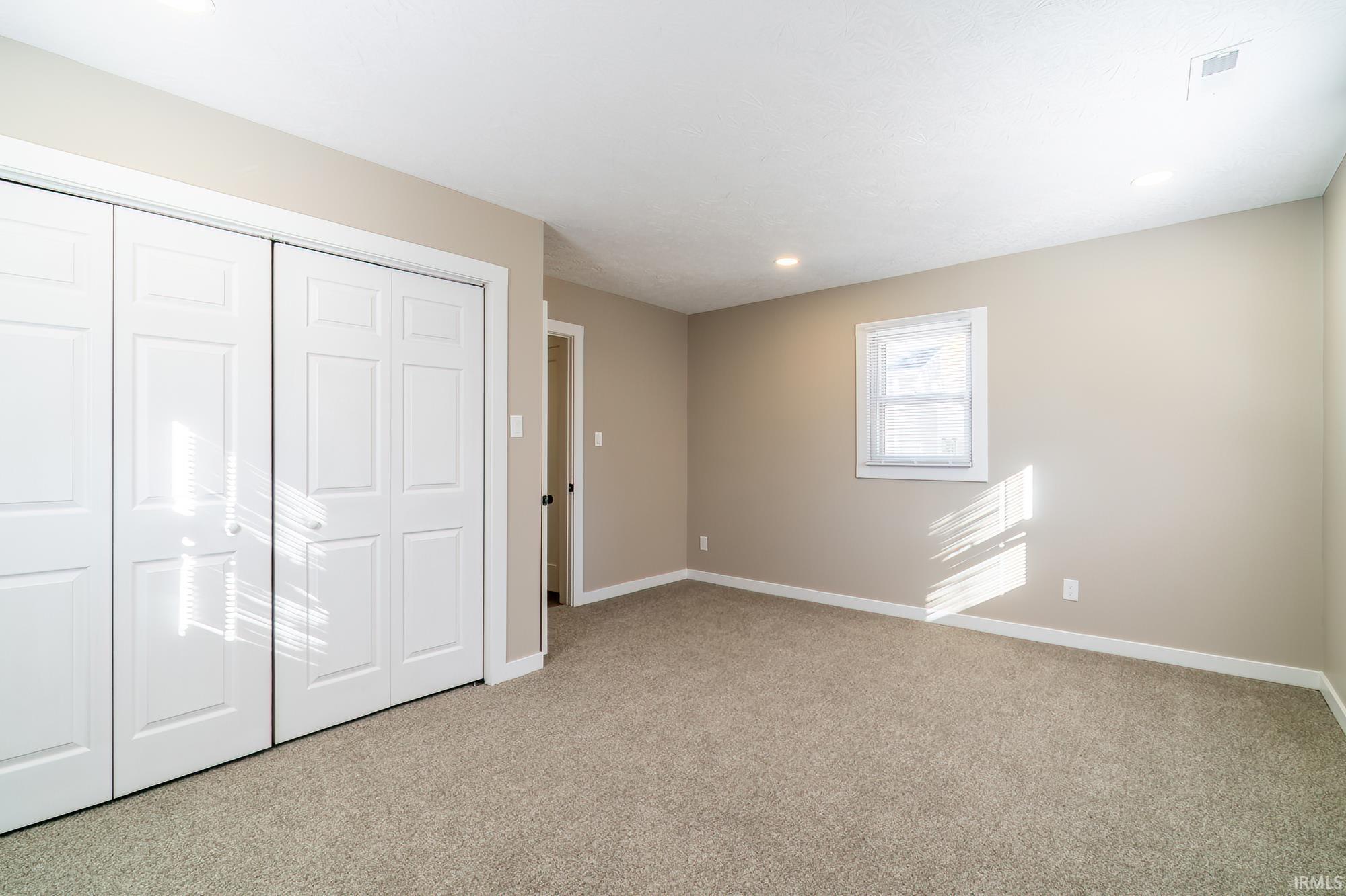 2049 Phenie Street Fort Wayne, IN 46802 - Photo 16 of 32